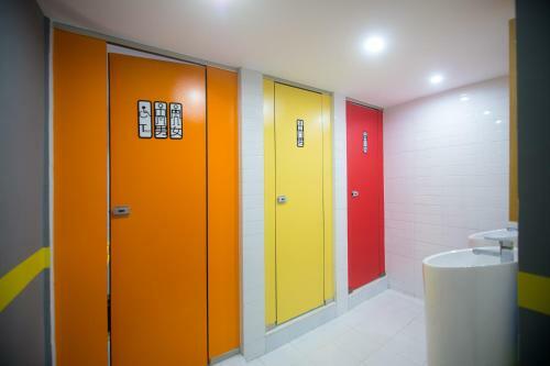 T&q Hostel Qingyanggong Branch