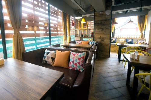 T&q Hostel Qingyanggong Branch