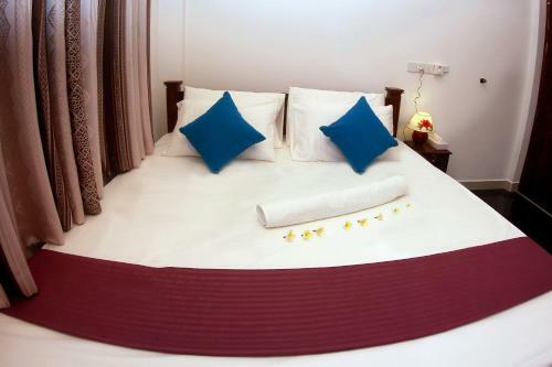 Hostal Kadolana Villa