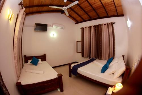 Hostal Kadolana Villa