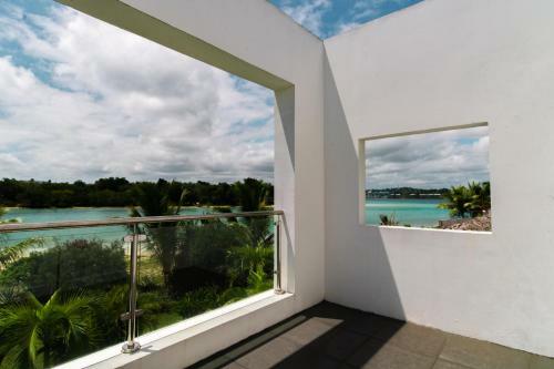 Paradise Point Escape