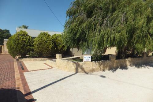 Simo's Place