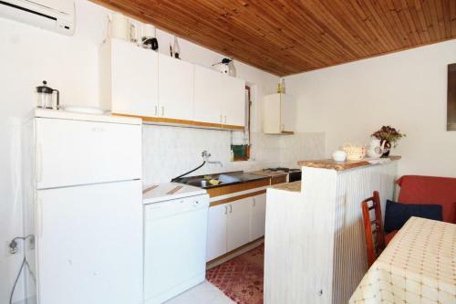 Apartment Uvala Stoncica 8941a