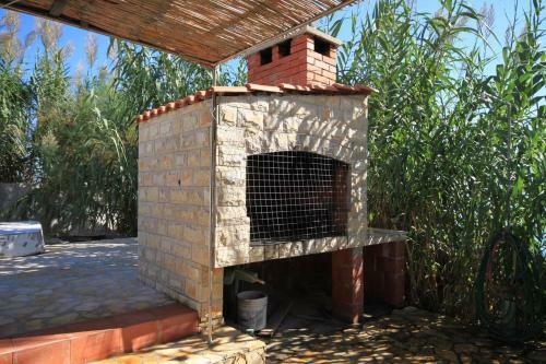 Holiday Home Milna 8900