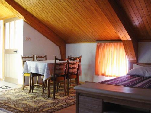 Apartment Zambratija 2557b