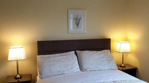 Carramore Lodge Bed And Breakfast