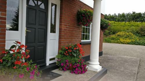 Carramore Lodge Bed And Breakfast