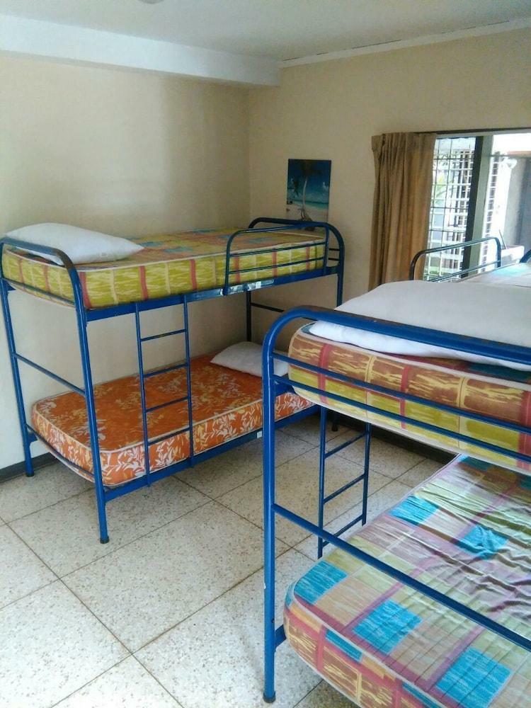 Costa Rica Backpackers Hostel