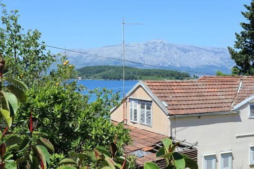 Hostal Triple Room Lumbarda 4442e