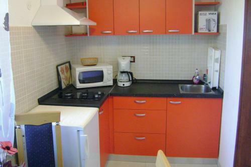 Apartment Babici 2531c