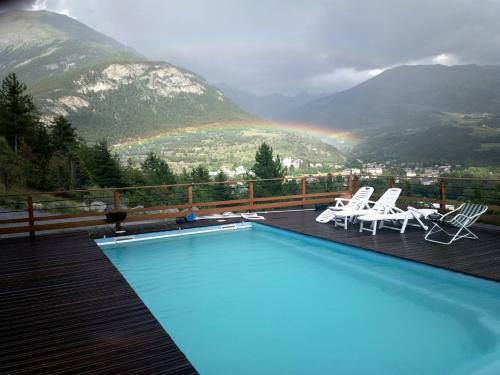 Hostal Chalet Les Moineaux Chambres D'h�tes