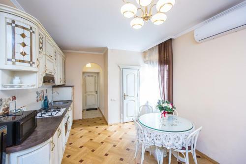 Apartamento Lovely Flat In Central Lviv