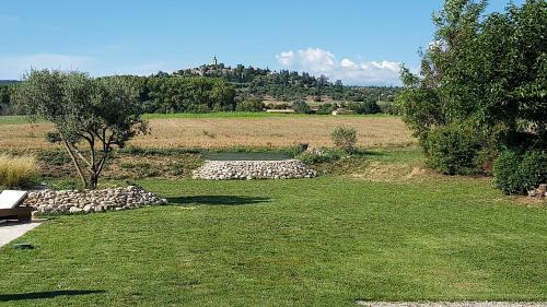 Bed & Breakfast Domaine De Pradaous