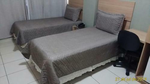 Gold Avenue Hotel