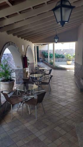 Gold Avenue Hotel