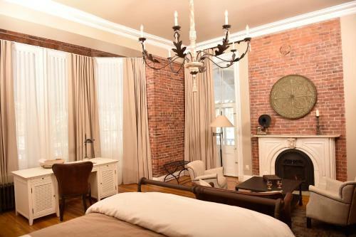 Hotel Manoir Maplewood