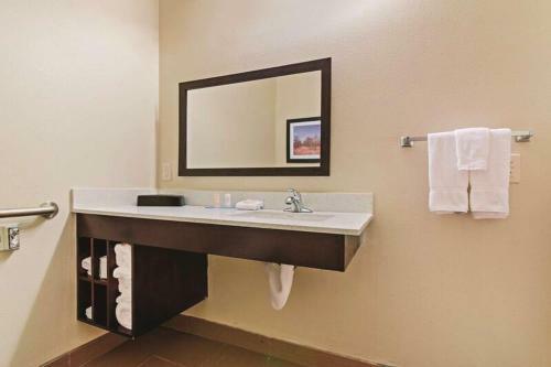 Hotel La Quinta Inn & Suites Luling