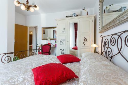 Residencia Guesthouse S&l