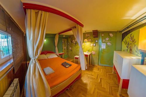 Hostal Hostel Mali Mrak