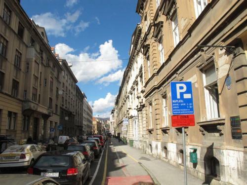 Residencia Centar Guest House