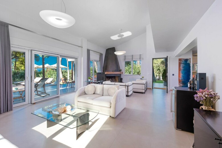 The White Villa At Sani
