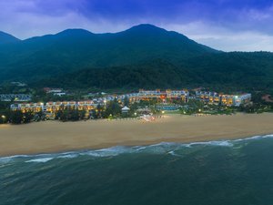 Angsana Lang Co Hotel & Resort