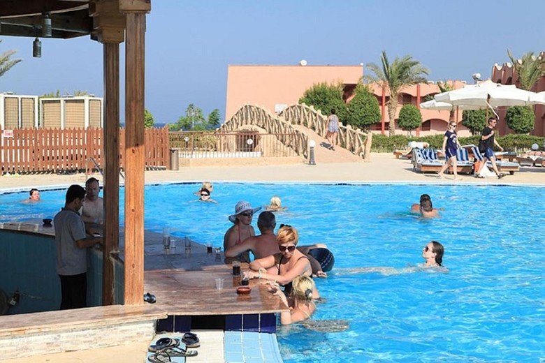 Hotel The Three Corners Happy Life Beach Resort