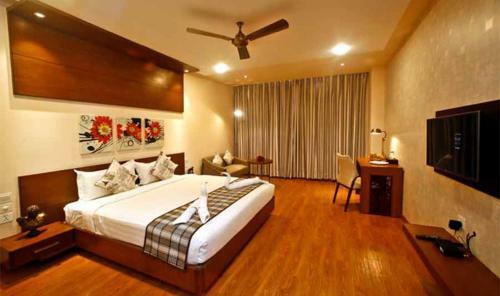 Xenious Grand Xenia Hotel