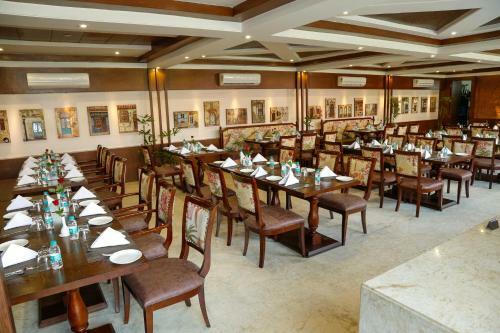 Xenious Grand Xenia Hotel
