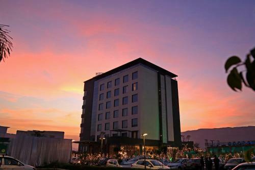 Xenious Grand Xenia Hotel