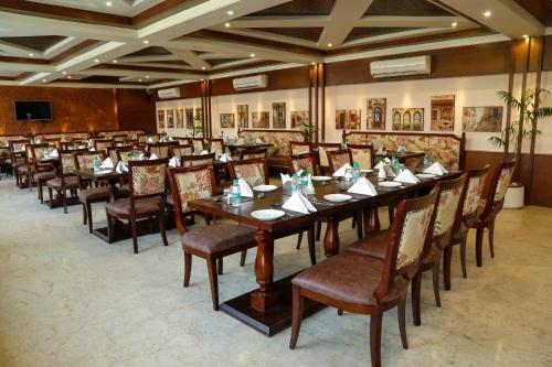 Xenious Grand Xenia Hotel