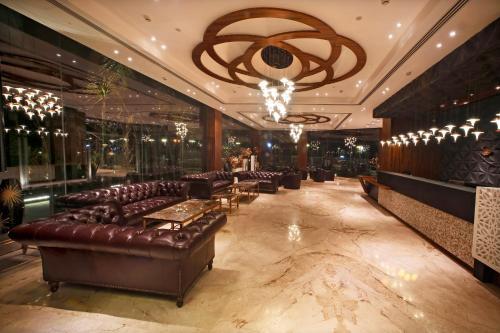 Xenious Grand Xenia Hotel