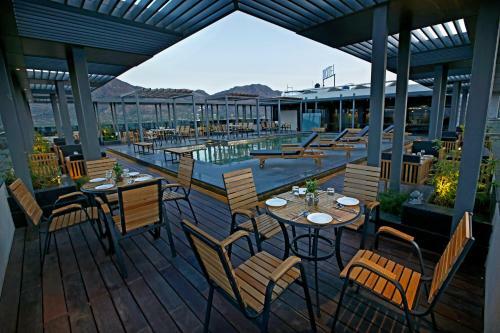 Xenious Grand Xenia Hotel
