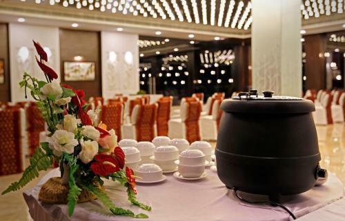 Xenious Grand Xenia Hotel