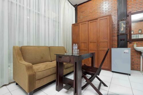 Hostal Reddoorz @ Cilandak Timur