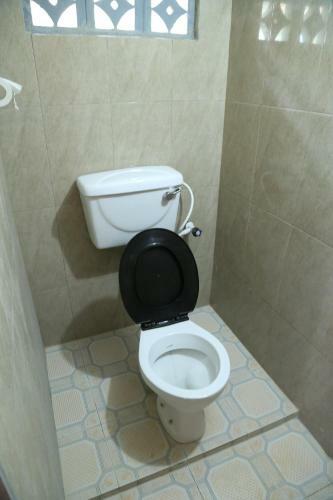 Hostal Yaarl Holiday Inn