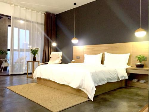 Chongqing Deer Designer Hotel
