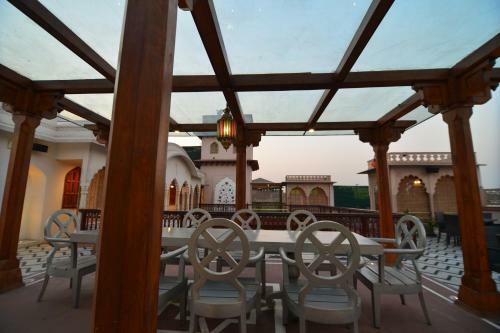 Hotel Haveli Dharampura