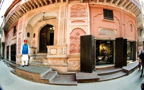 Hotel Haveli Dharampura