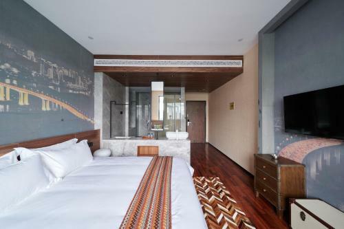 Aizhu Boutique Theme Hotel