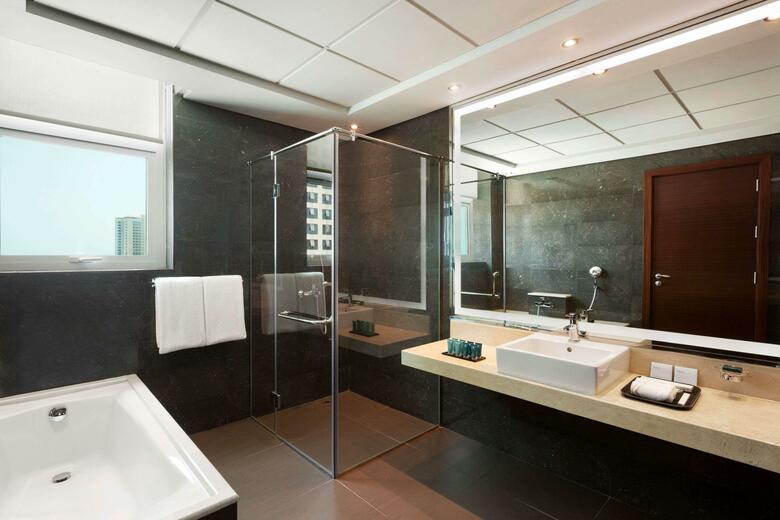 Hotel Ramada Manama City Centre
