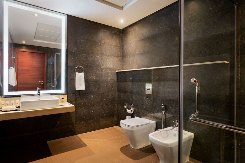 Hotel Ramada Manama City Centre
