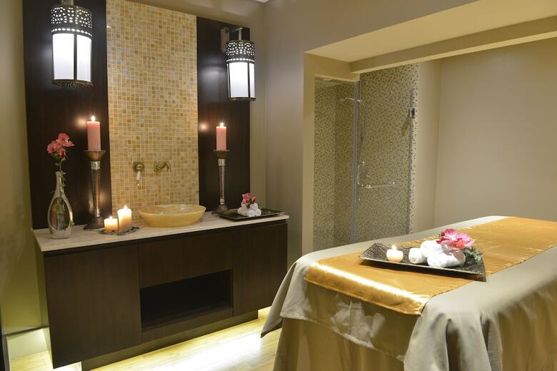 Hotel Ramada Manama City Centre