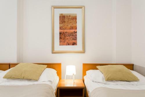 Hostal Pension Akat