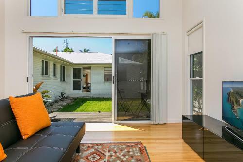 Azolla Beach House
