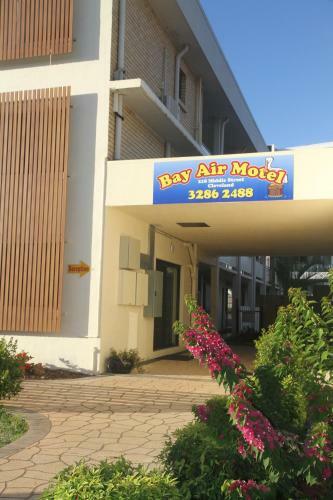 Cleveland Bay Air Motel