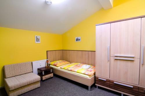 Hostal Penzion Reos