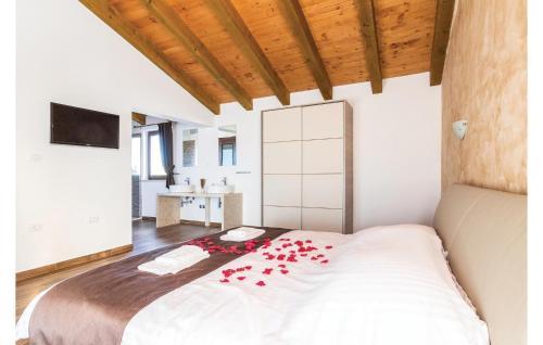 Holiday Home Bibici With Fireplace 04