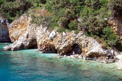 Hostal Rooms With Wifi Brsec (opatija) - 7768