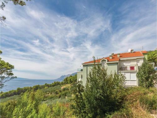 Apartment Brela With Sea View 09